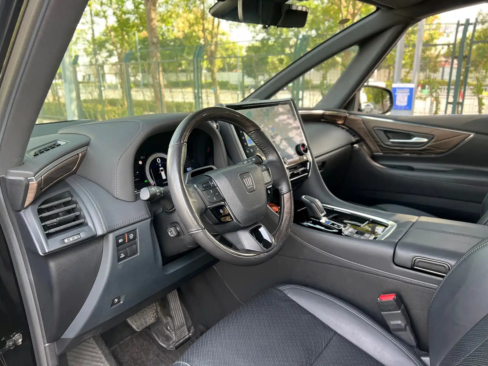 Фото 9 - Toyota Vellfire