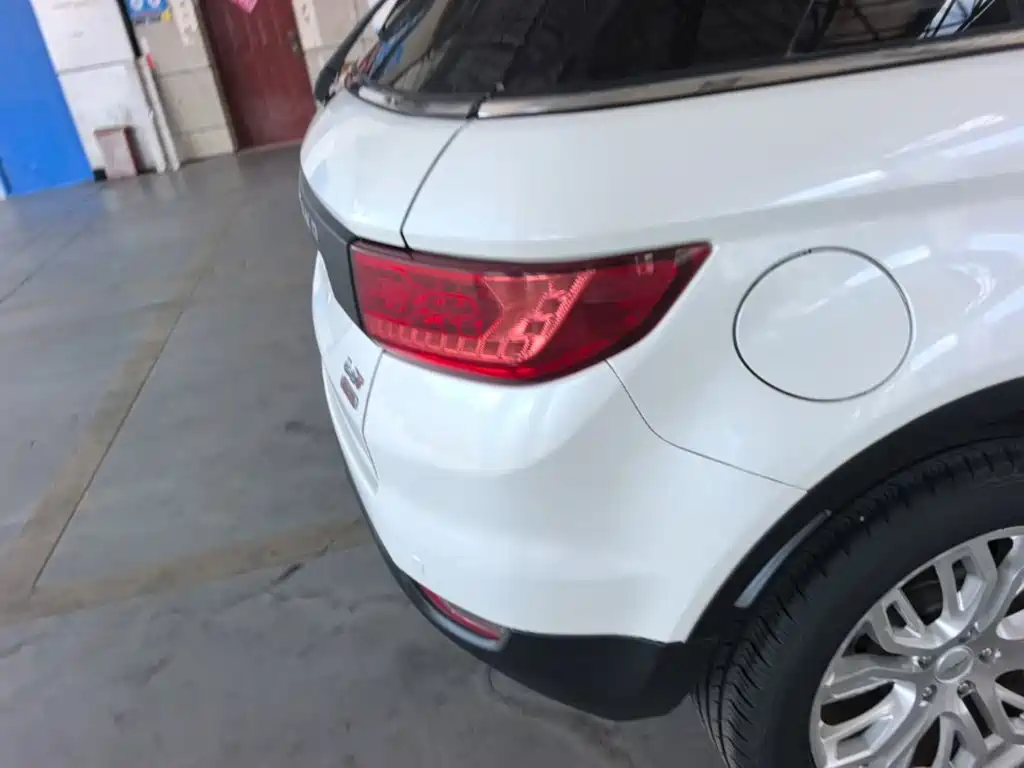 Landwind X7 2015 2015 2.0T Panorama Premium