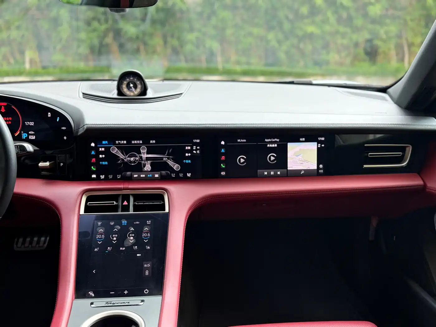 Porsche Taycan 2022 Facelift Taycan фото 16