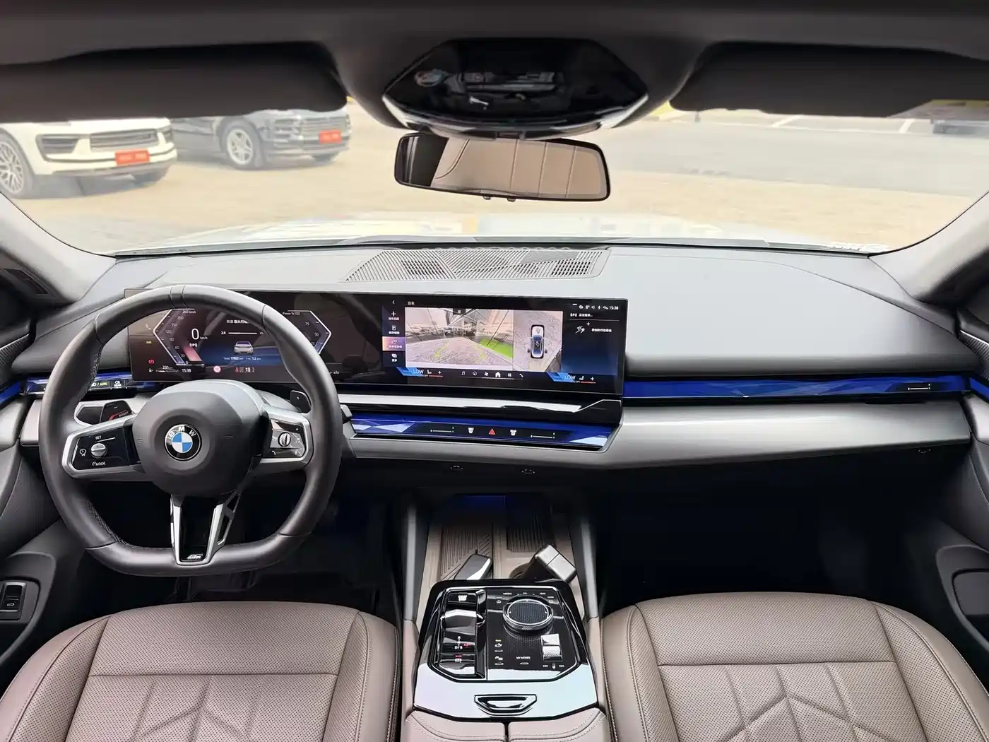 BMW 5 Series 2025 530Li Leading M Sport Package фото 10