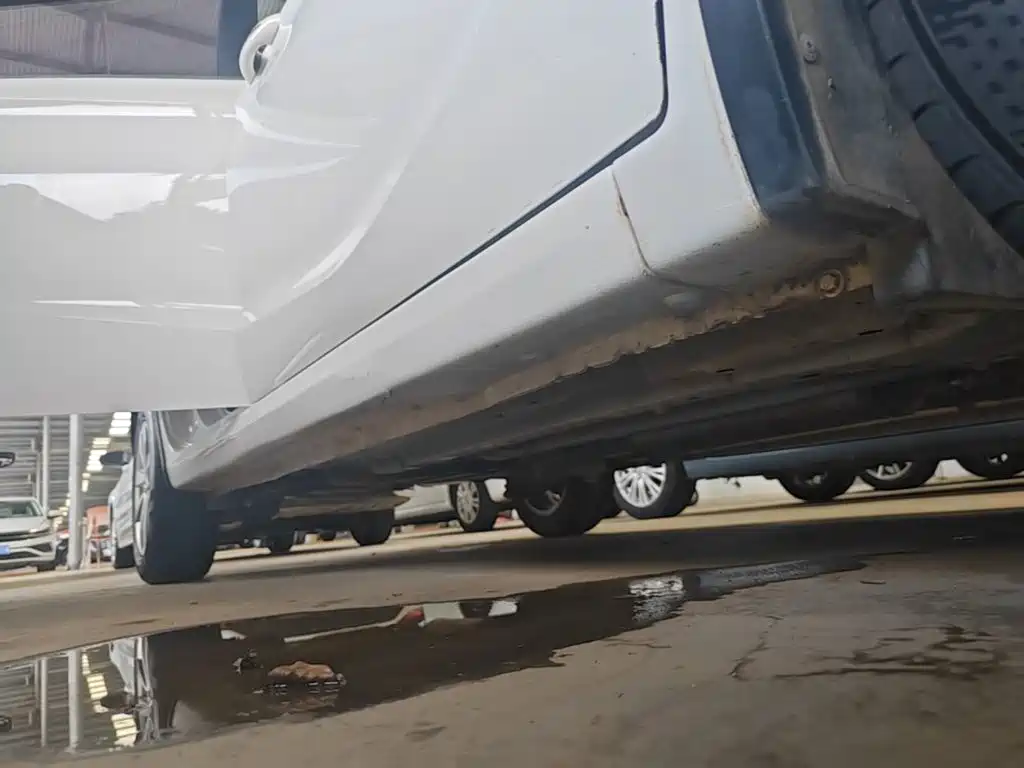 Baojun 310W 2018 2017 1.5L Manual Fashion Edition (China V)