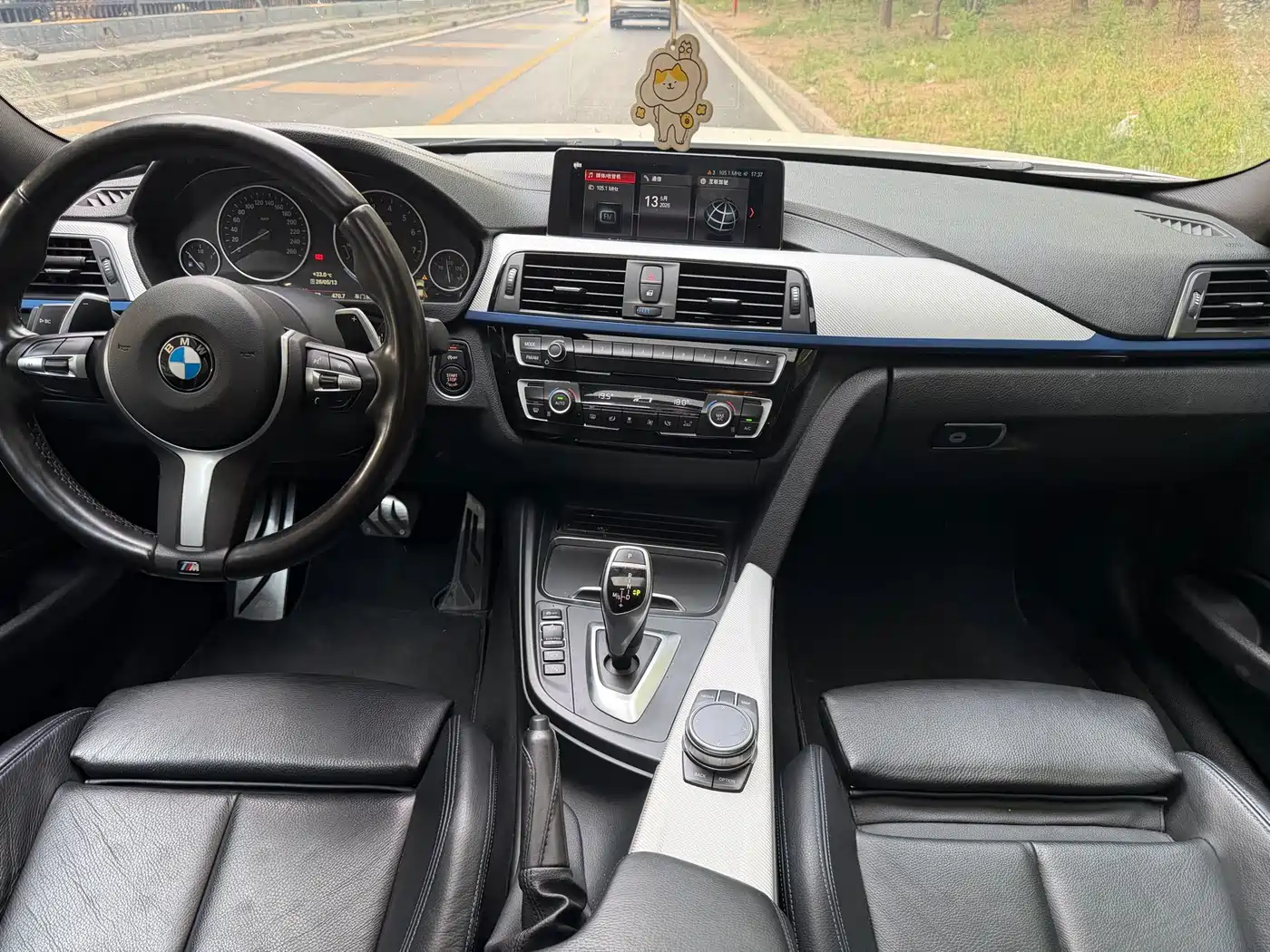 BMW 3 Series 2019 320i M Sport Package фото 11