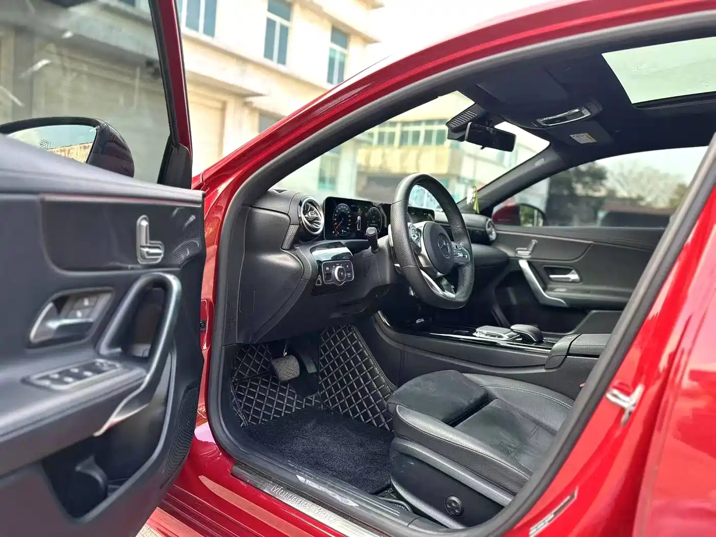 Mercedes-Benz A-Class 2020 A 200 L Sport Sedan фото 4