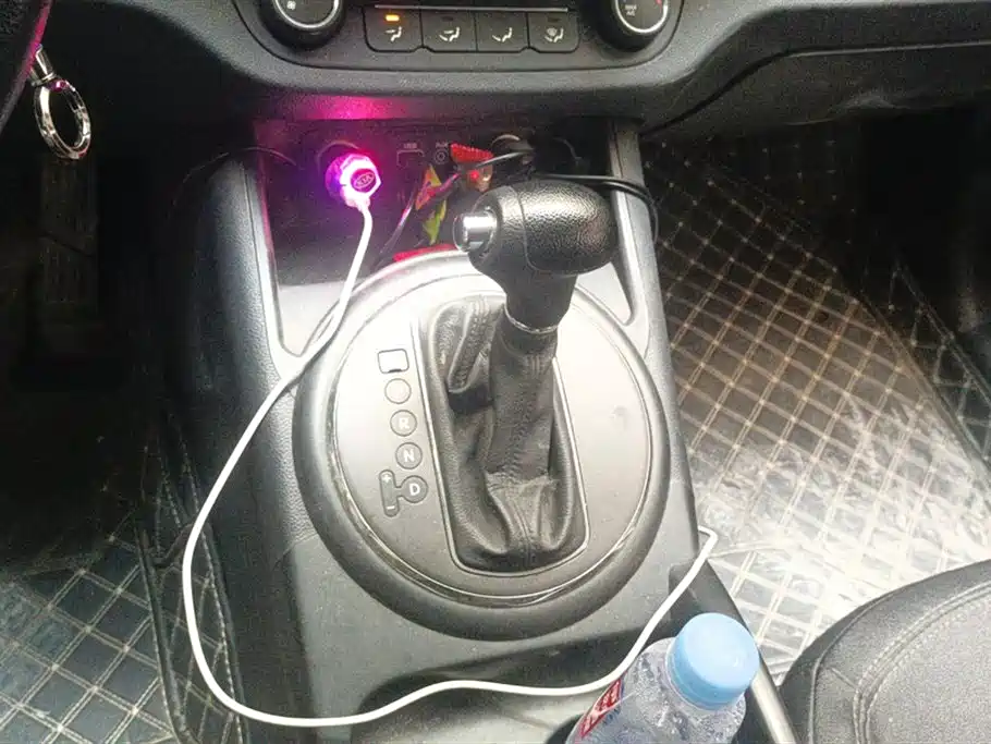Kia Sportage 2015 2.0L Automatic 2WD GL фото 16