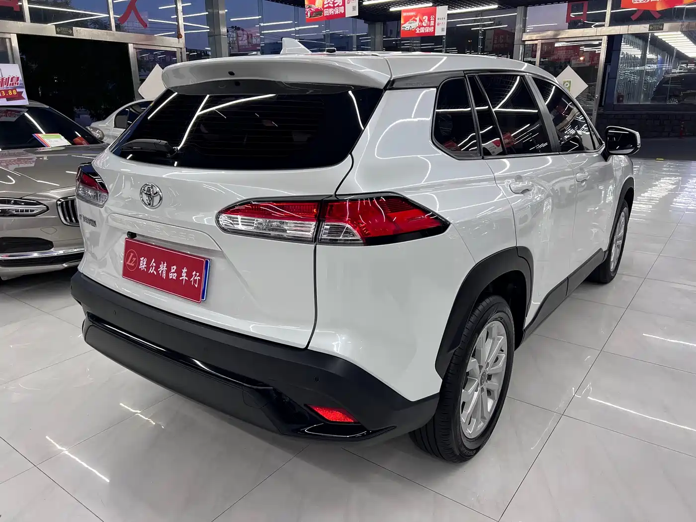 Toyota Frontlander 2022 2.0L CVT Leading Edition фото 4