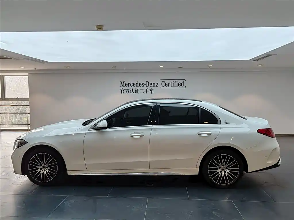 Mercedes-Benz C-Class 2024 C 260 L Sport фото 7