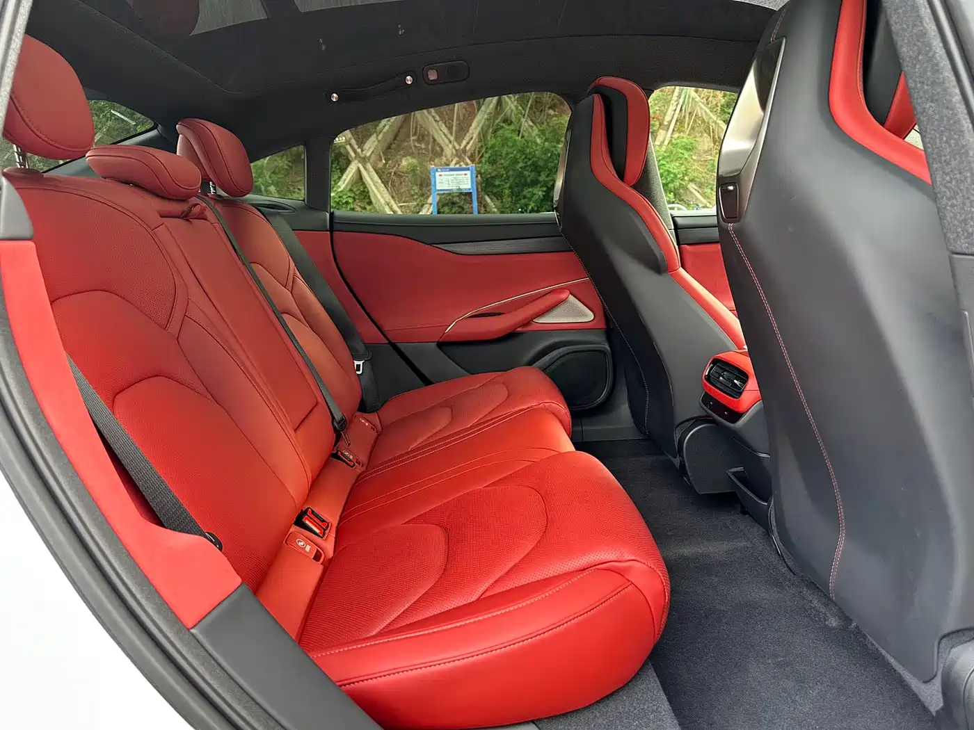 Xiaomi Auto Xiaomi SU7 2024 RWD Long Range Intelligent Driving Edition фото 7