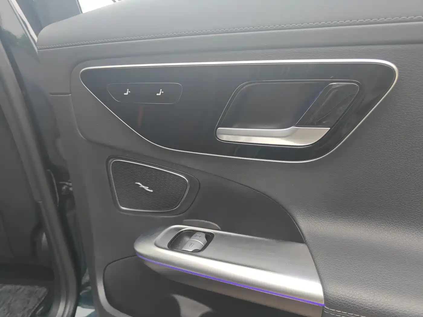 Mercedes-Benz C-Class 2024 Facelift C 260 L Sport фото 15