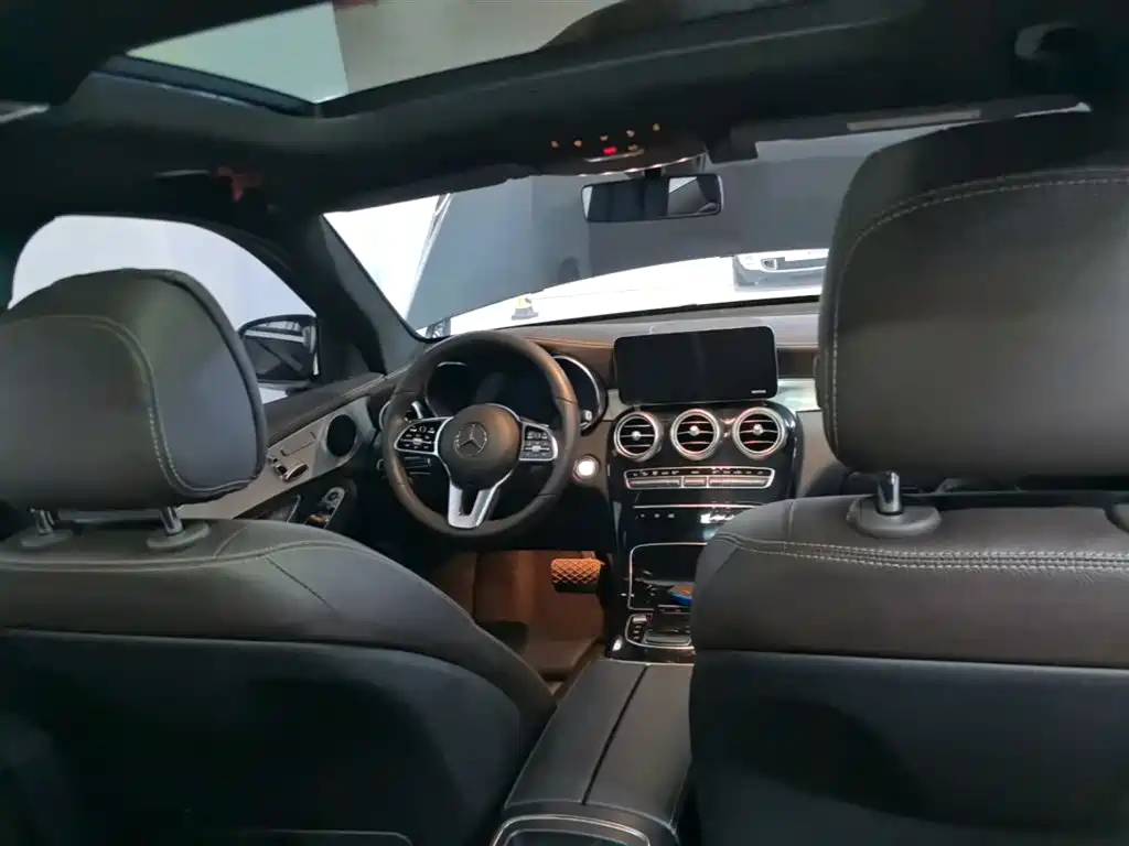 Mercedes-Benz GLC 2020 Facelift GLC 260 L 4MATIC Luxury фото 18