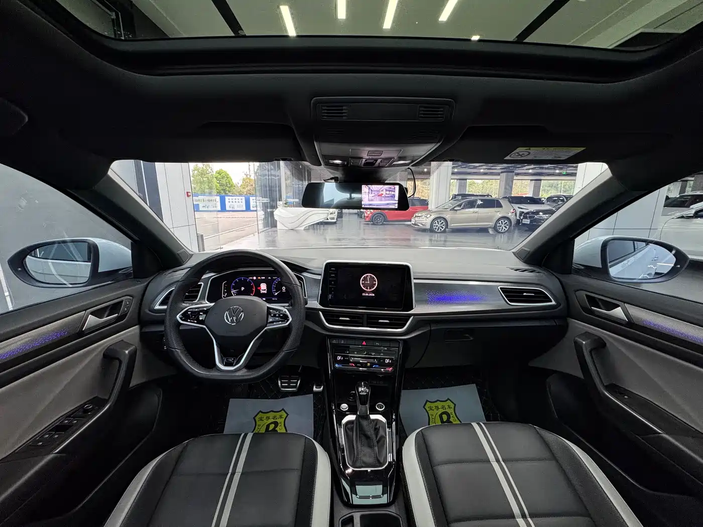 Volkswagen T-ROC 2023 300TSI DSG 2WD Starlight Edition фото 10