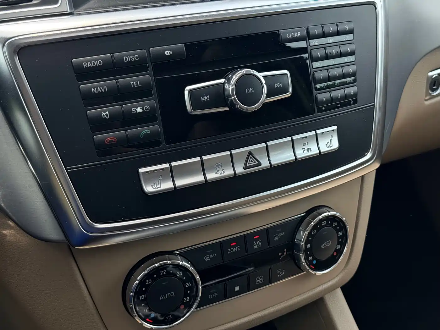 Mercedes-Benz M-Class 2012 ML 300 фото 29