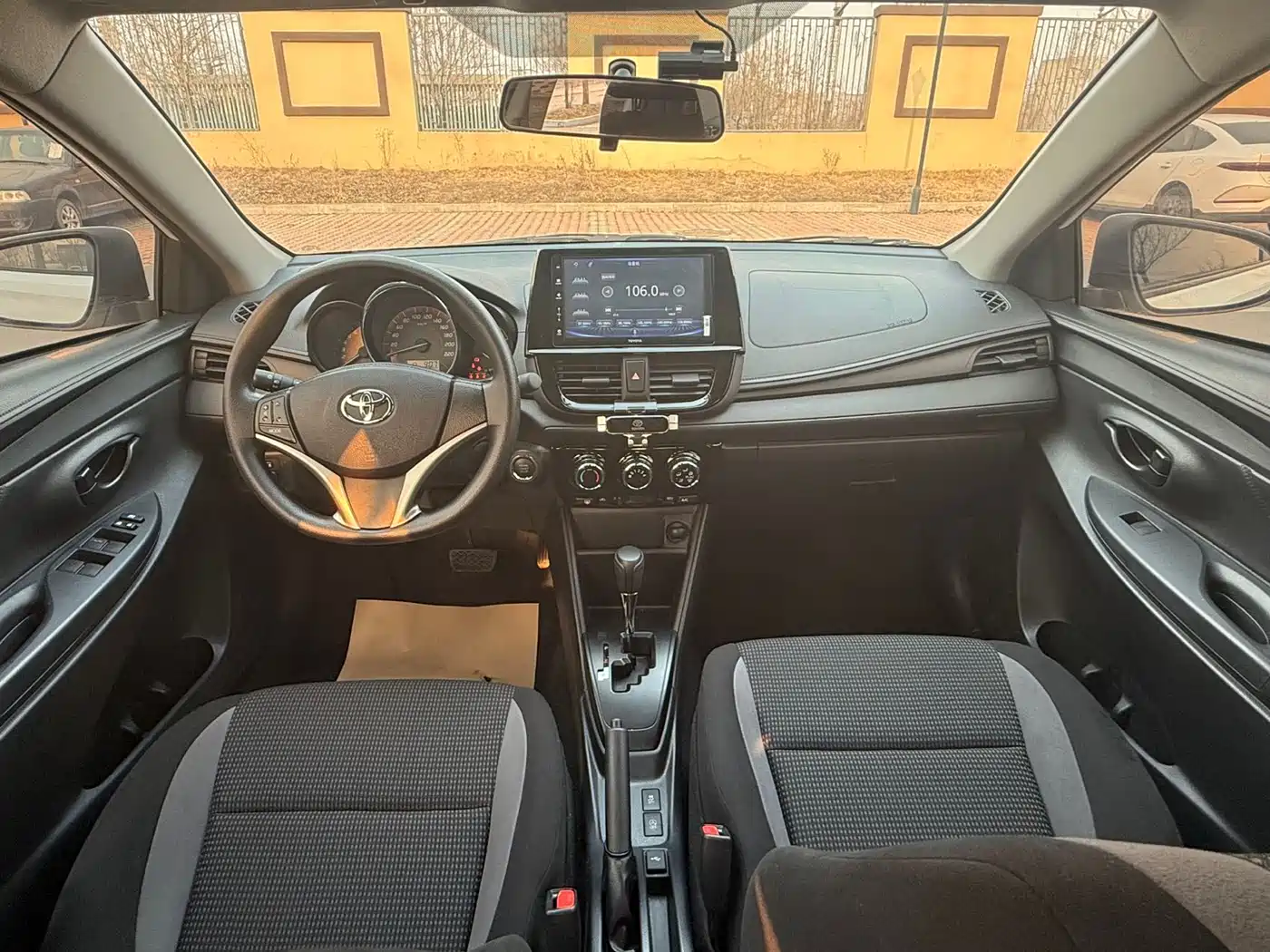 Toyota Vios 2022 1.5L 20th Anniversary Edition фото 22