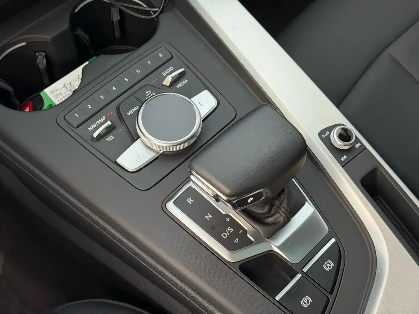 Audi A4L 2019 40 TFSI Fashion (China V) фото 17