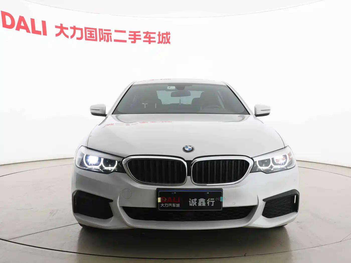 BMW 5 Series 2020 525Li M Sport Package фото 3