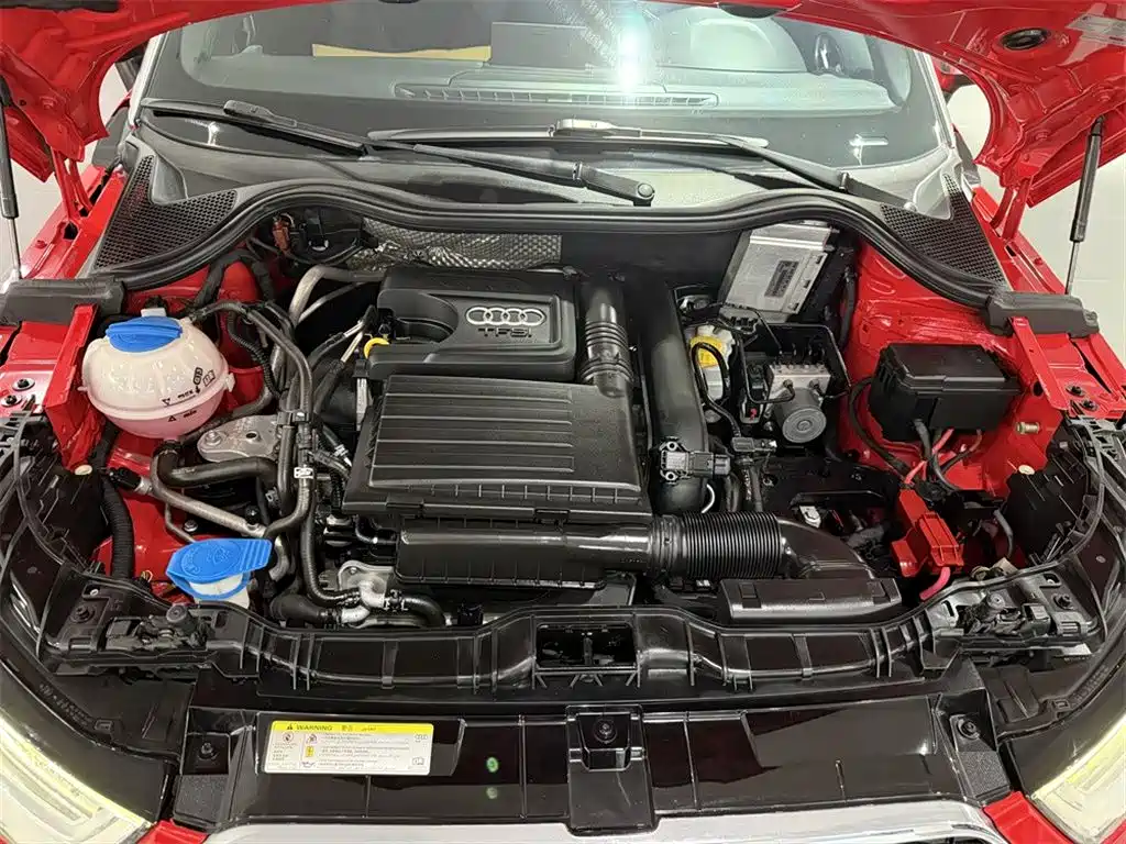 Фото 8 - Audi A1