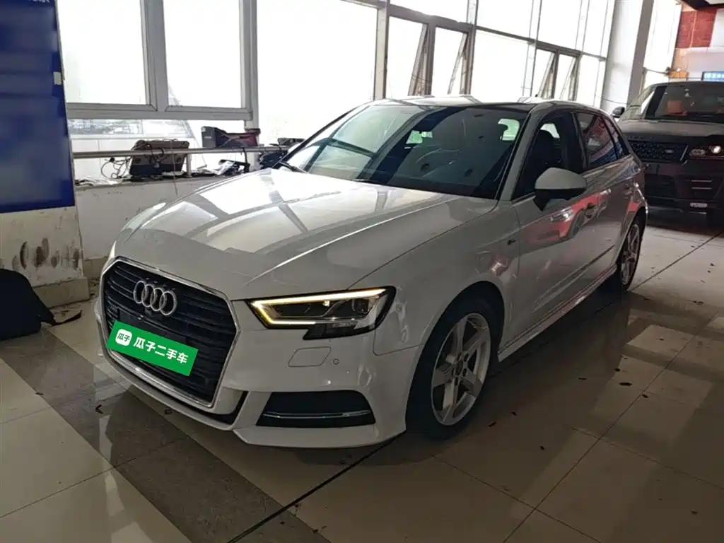 Audi A3 2019 Sportback 35 TFSI Fashion China VI фото 2