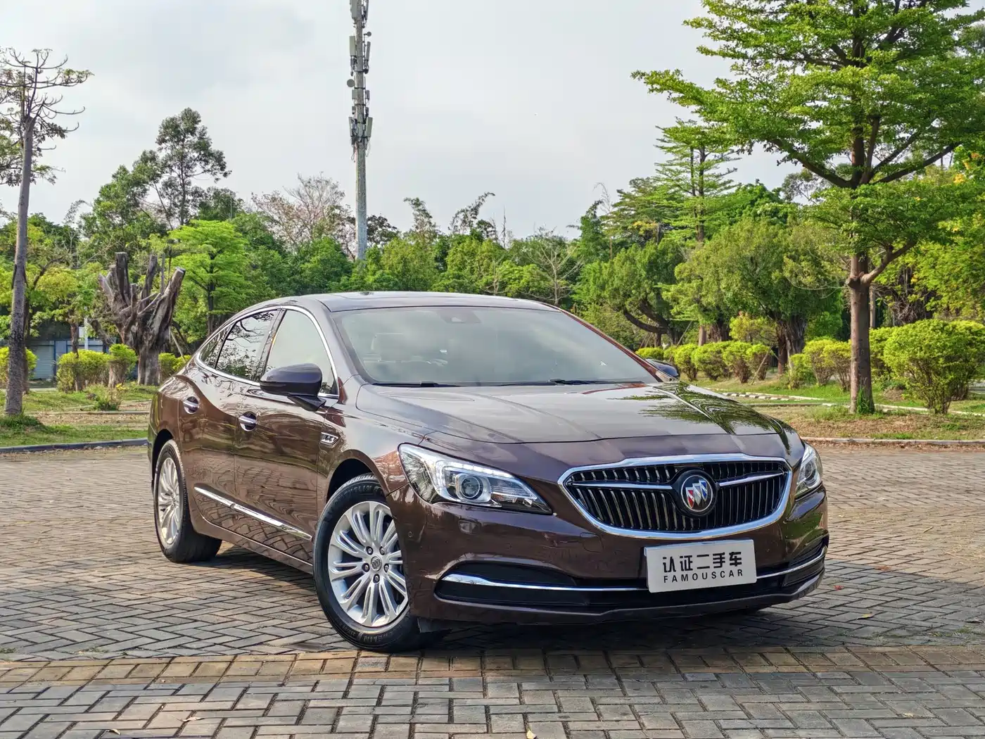 Buick LaCrosse 2016 20T Luxury фото 3