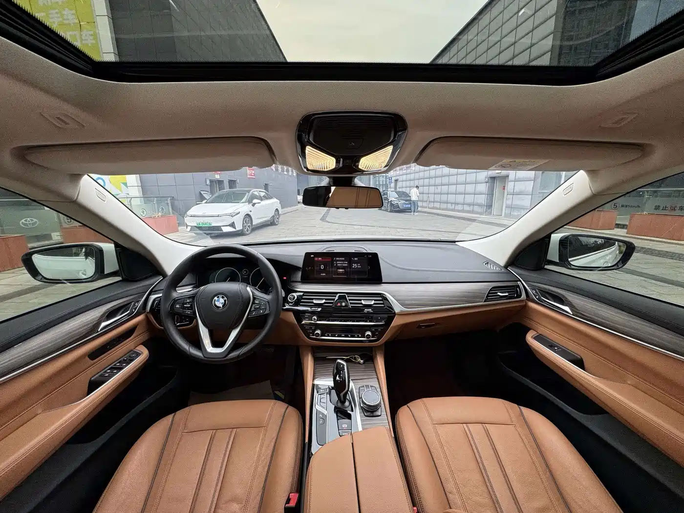 BMW 6 Series GT 2019 630i Luxury Design Package фото 7