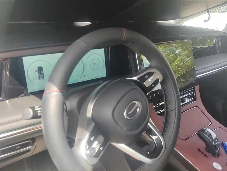 GAC TRUMPCHI TRUMPCHI M8