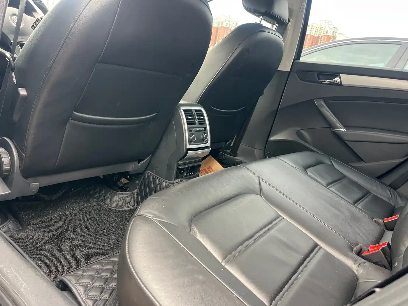 Volkswagen Passat 2013 1.8TSI DSG Zunrong фото 5