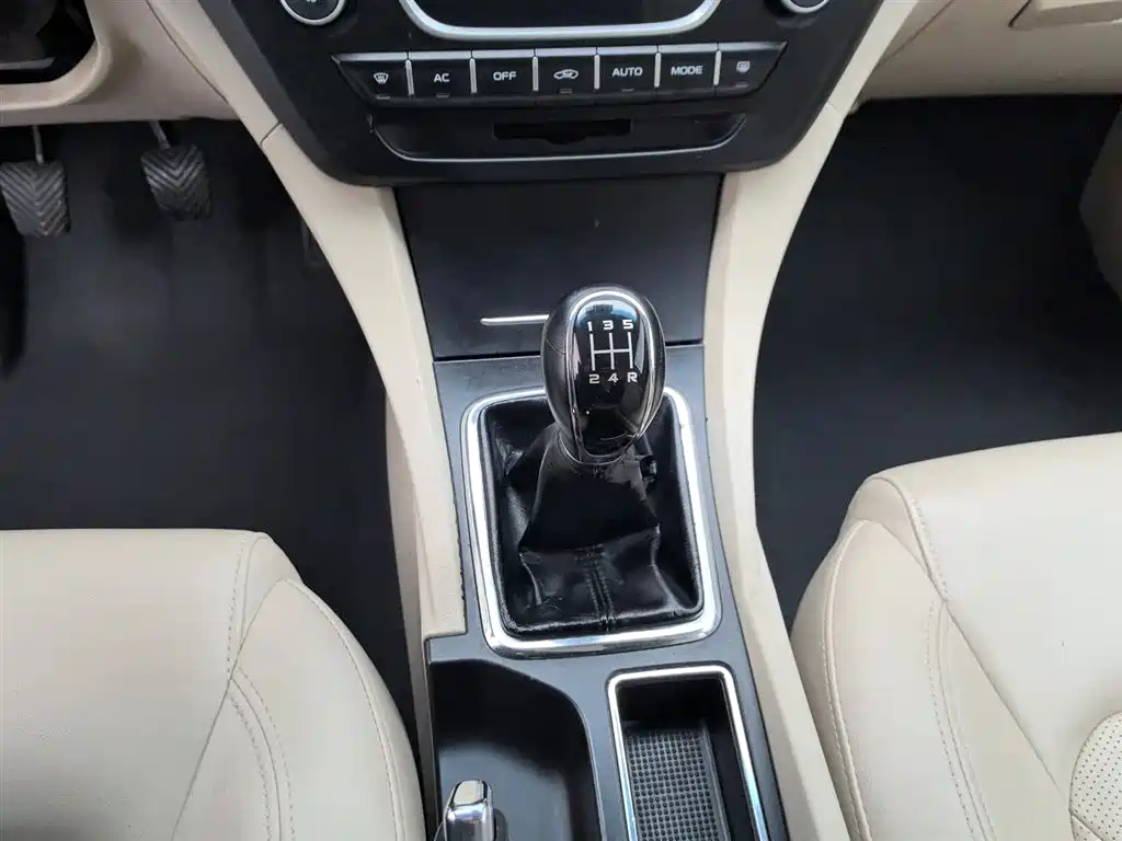 GEELY AUTOMOBILE EMGRAND