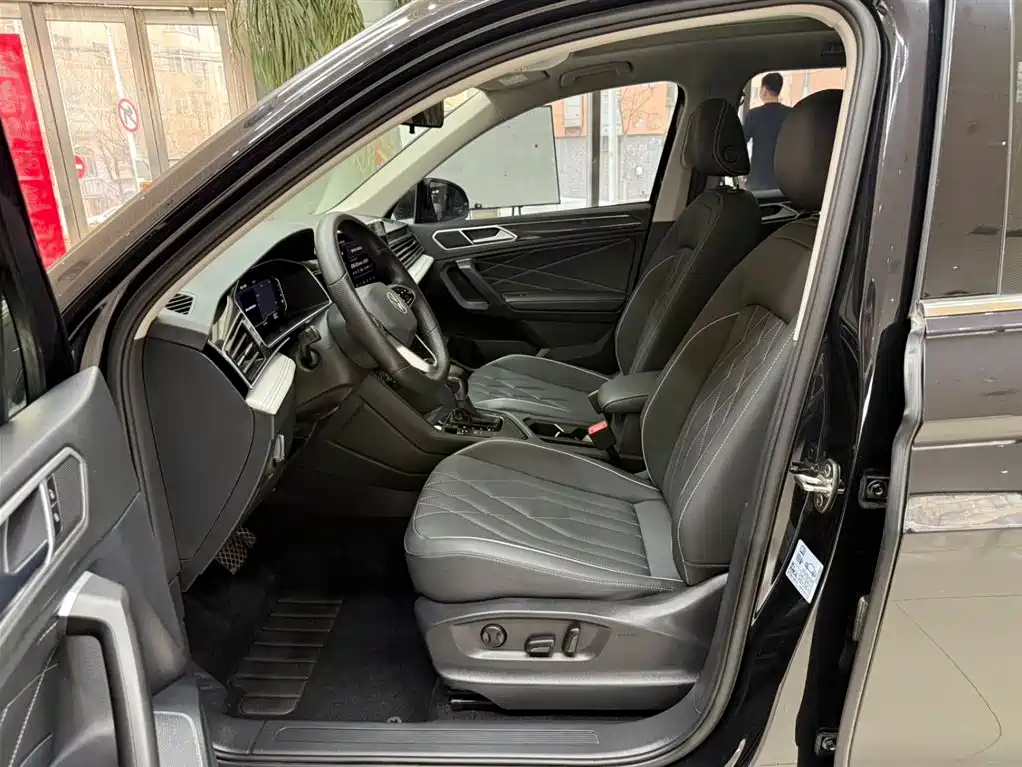 Volkswagen Tiguan L 2023 280TSI 2WD Trend Limited Edition фото 16