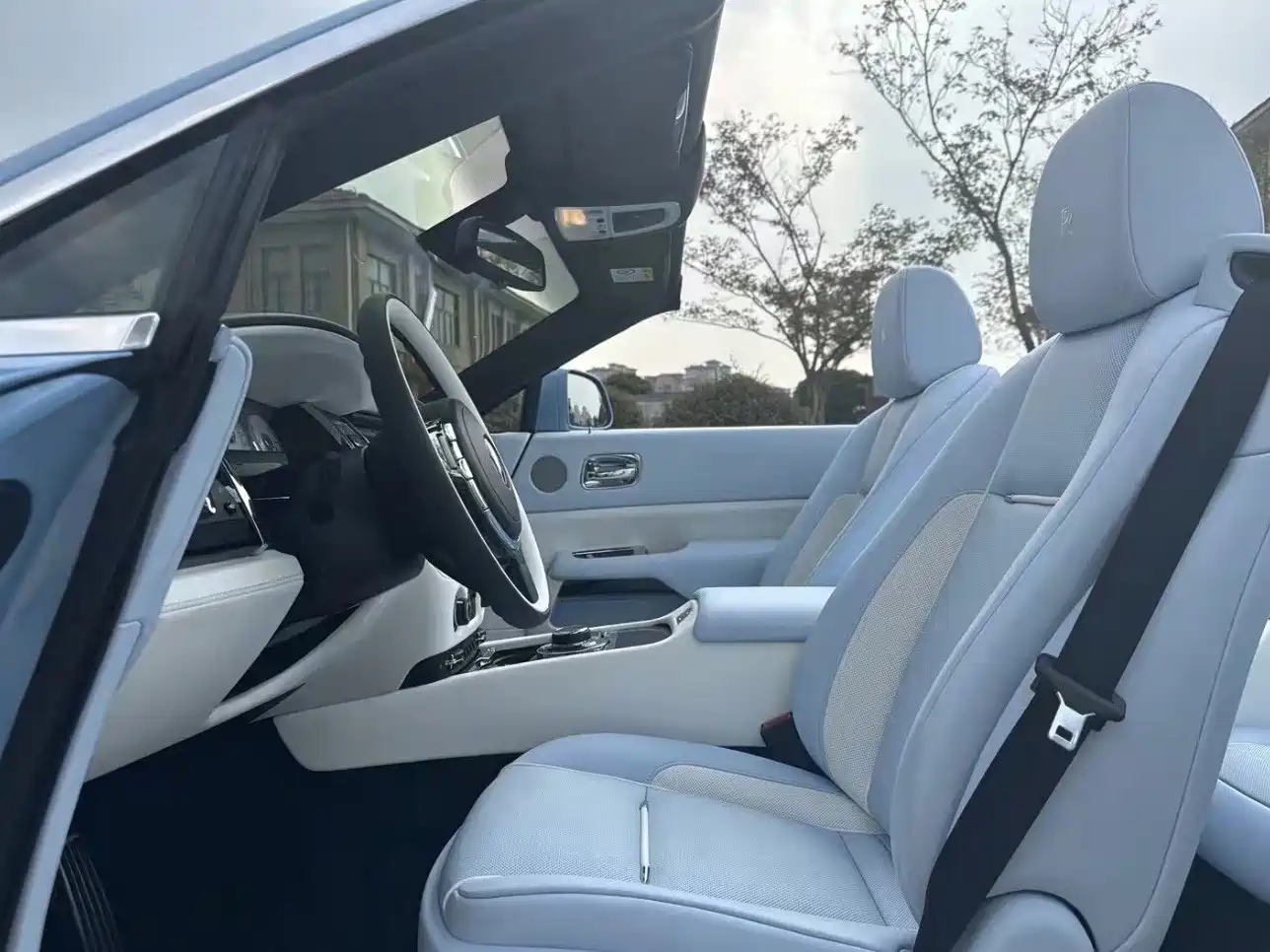 Rolls-Royce Dawn 2020 2018 6.6T Standard