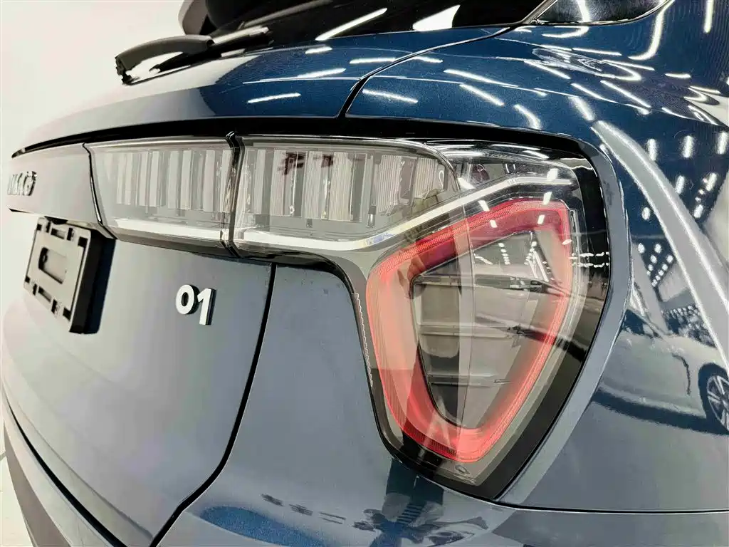 Lynk & Co 01 2017 2.0T 2WD Pro Shine Edition фото 22