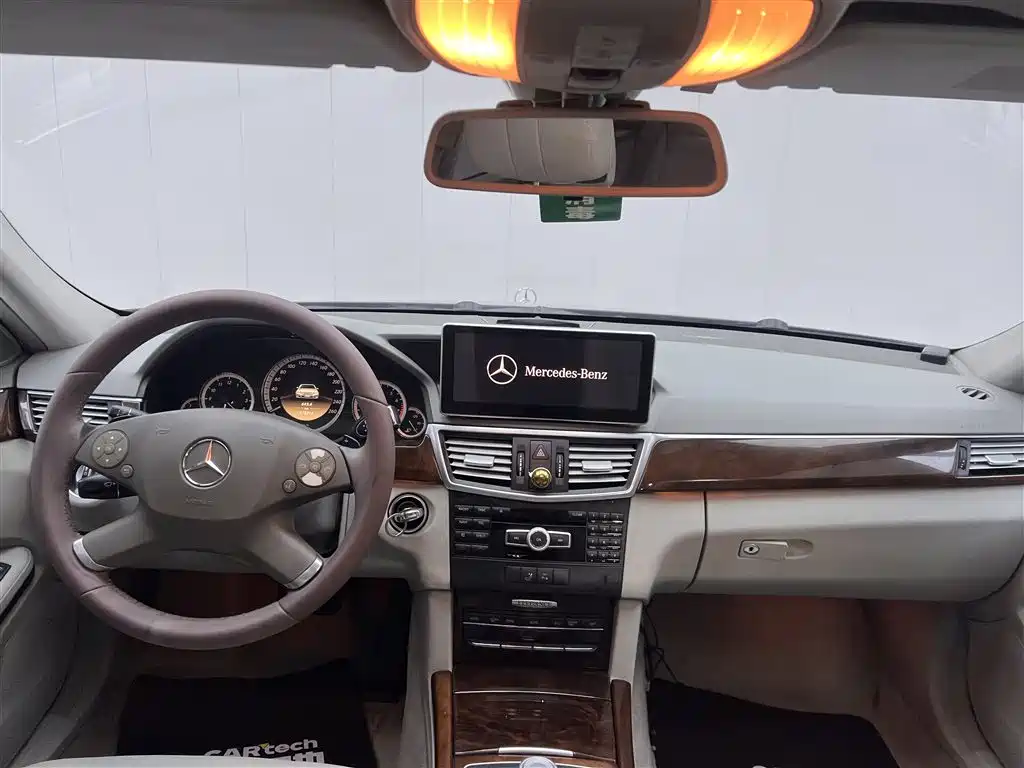 Mercedes-Benz E-Class 2012 E 200 L CGI Elegance фото 14