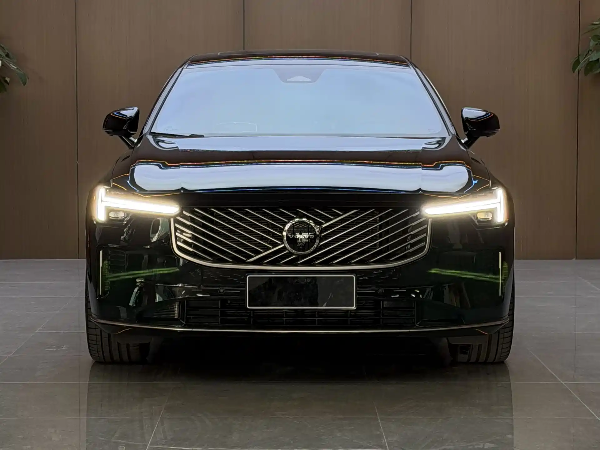 Photo 7 - Volvo S90