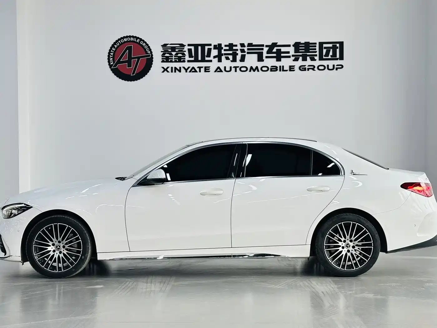Mercedes-Benz C-Class 2023 Facelift C 260 L Sport Edition фото 4