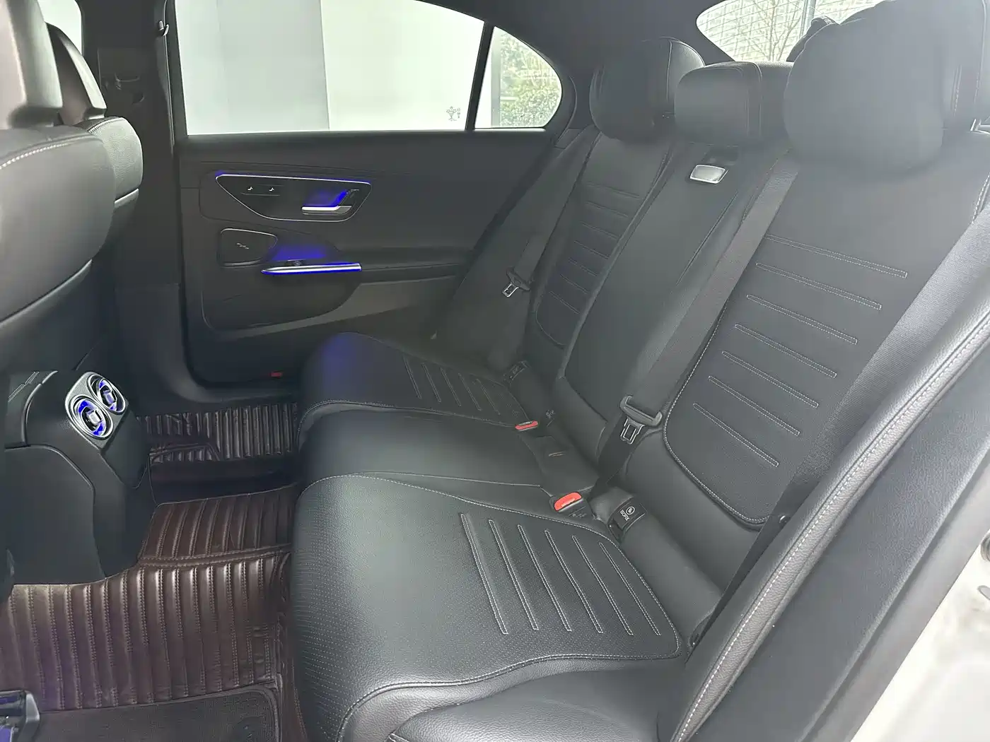Mercedes-Benz C-Class 2023 Facelift C 260 L Sport Edition фото 20
