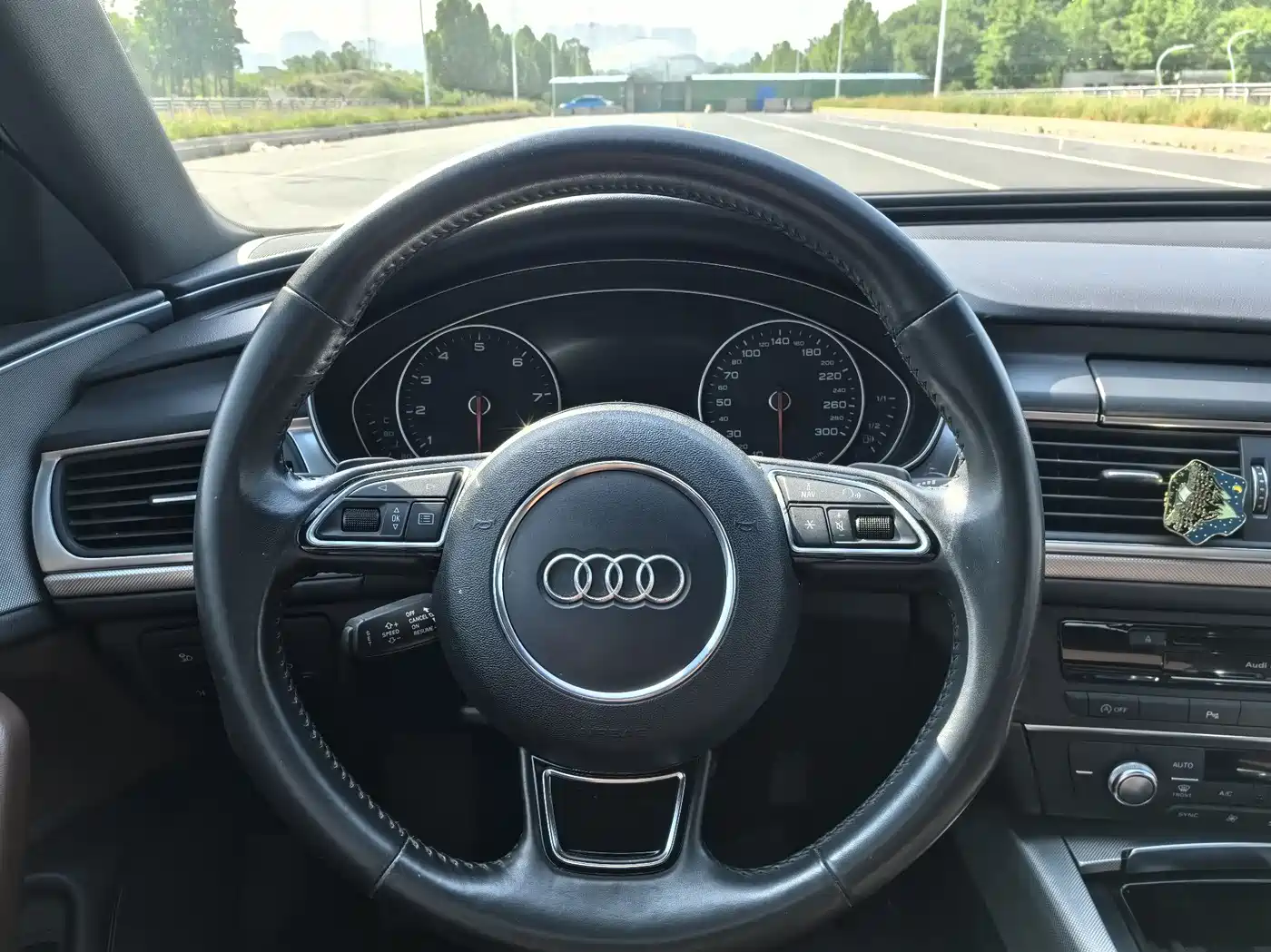 Audi A6L 2018 30th Anniversary 35 TFSI Sport фото 7