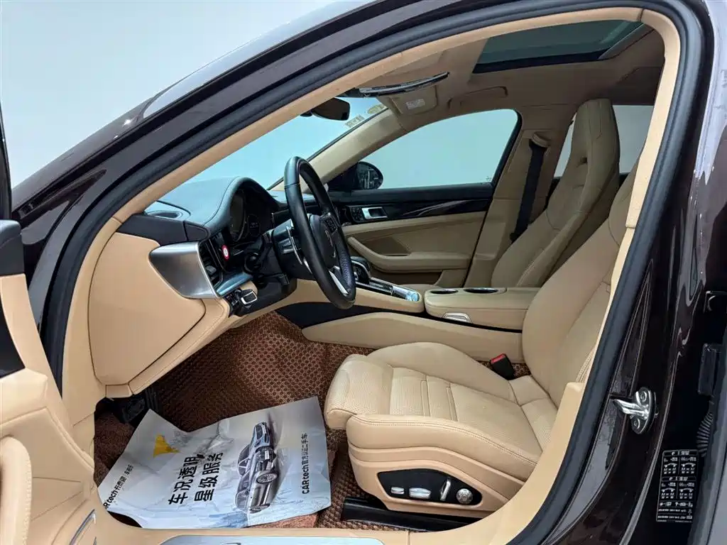 Porsche Panamera 2017 Panamera Executive Long Wheelbase 3.0T фото 15