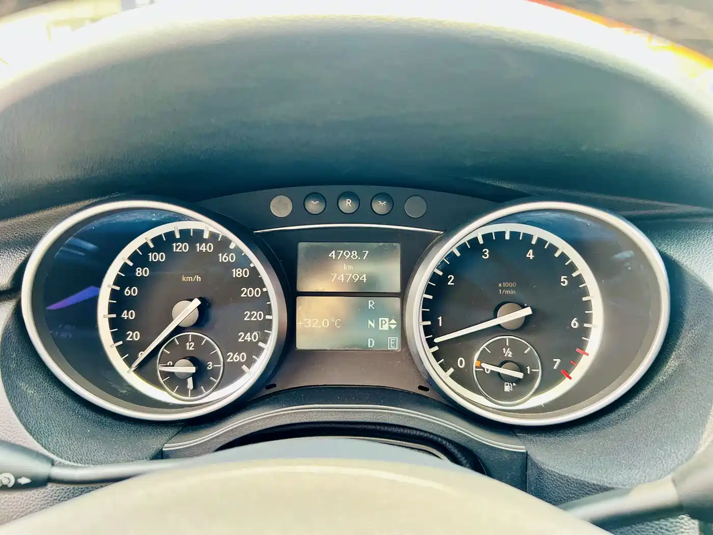 Mercedes-Benz R-Class 2017 R 320 4MATIC Business Collector's Edition фото 12