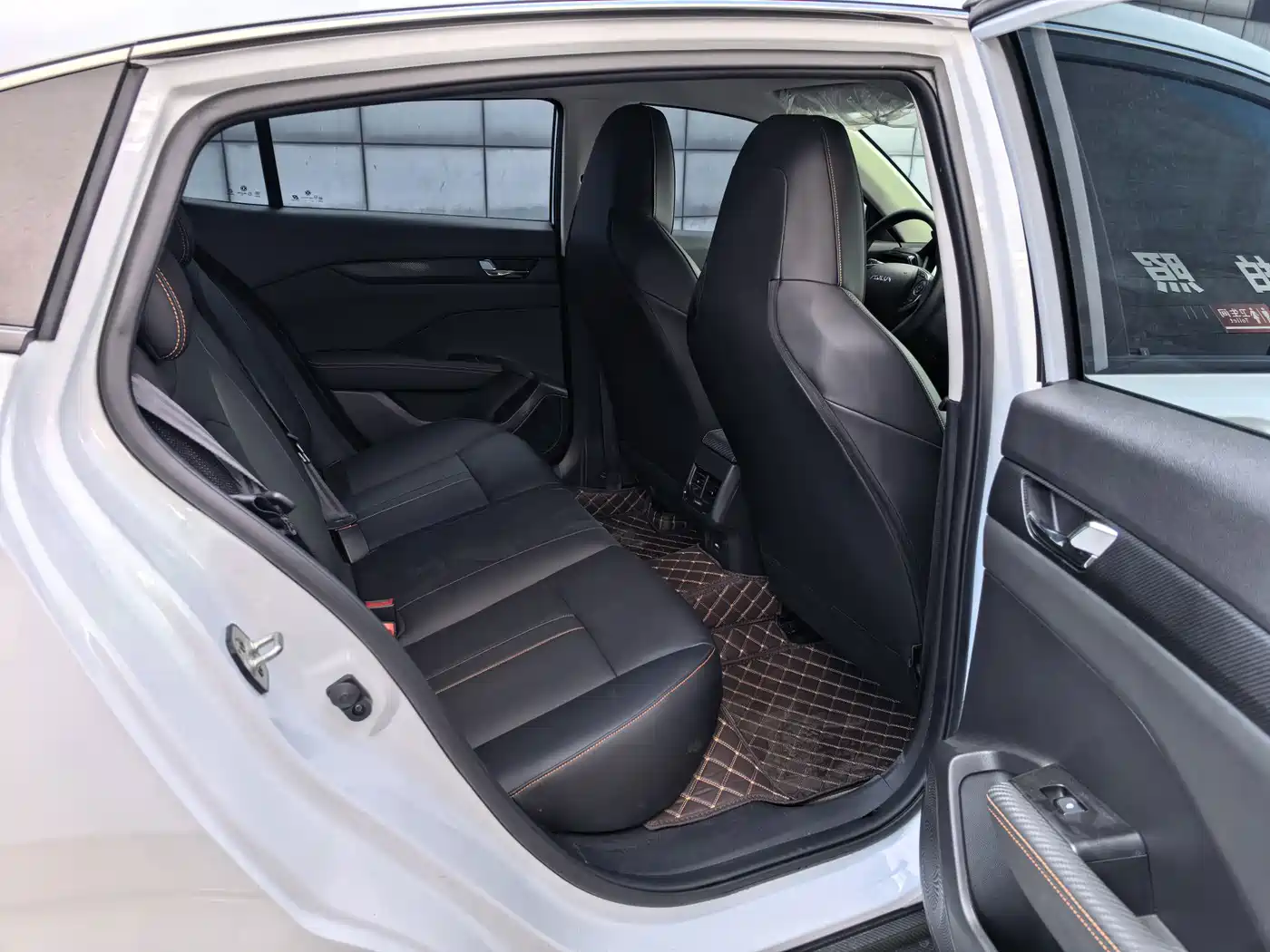 Dongfeng Aeolus Yixuan 2026 2026 Model 1.5L Automatic Luxury Edition