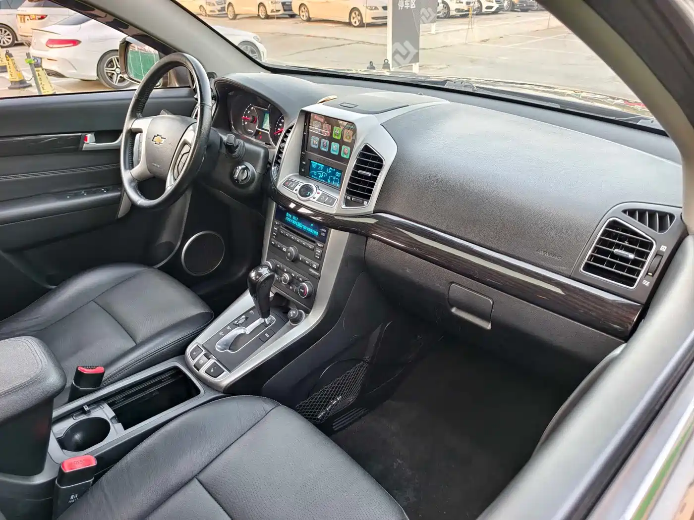 Chevrolet Captiva 2015 2.4L AWD Flagship 7-Seater фото 15