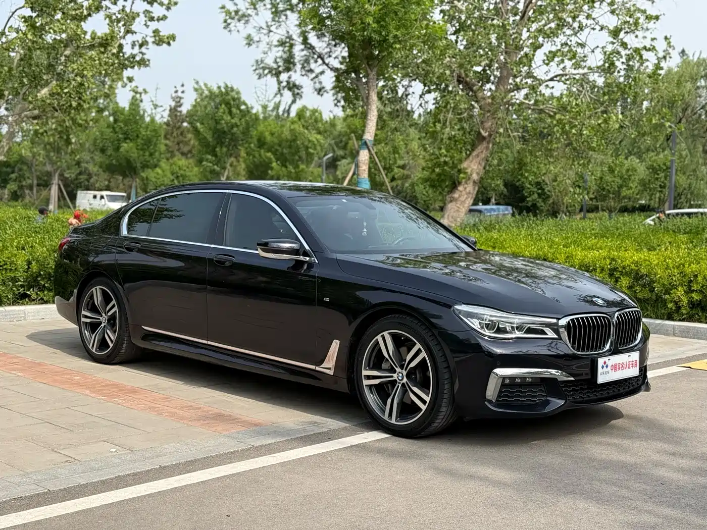 BMW 7 Series 2018 740Li Leading Type M Sport Package фото 3
