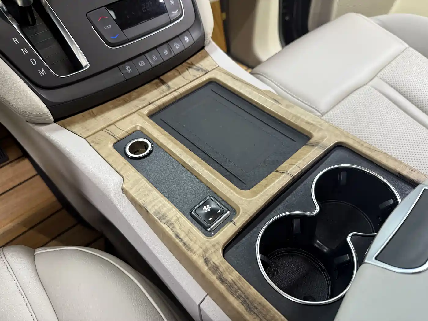 Buick GL8 2018 ES 28T Comfort Type China VI фото 32