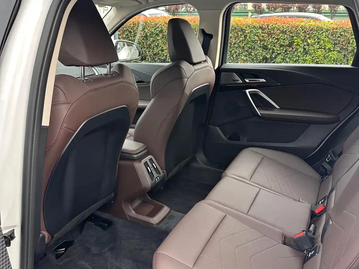 BMW X1 2025 sDrive25Li X Design Package фото 5