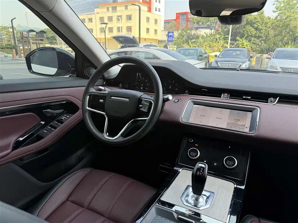 Land Rover Range Rover Evoque 2021 Range Rover Evoque L 249PS R-Dynamic S Performance Edition фото 24