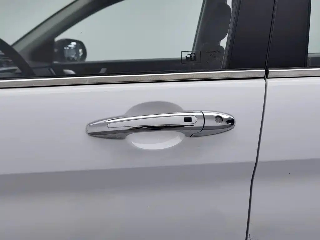 Фото 18 - Haval M6