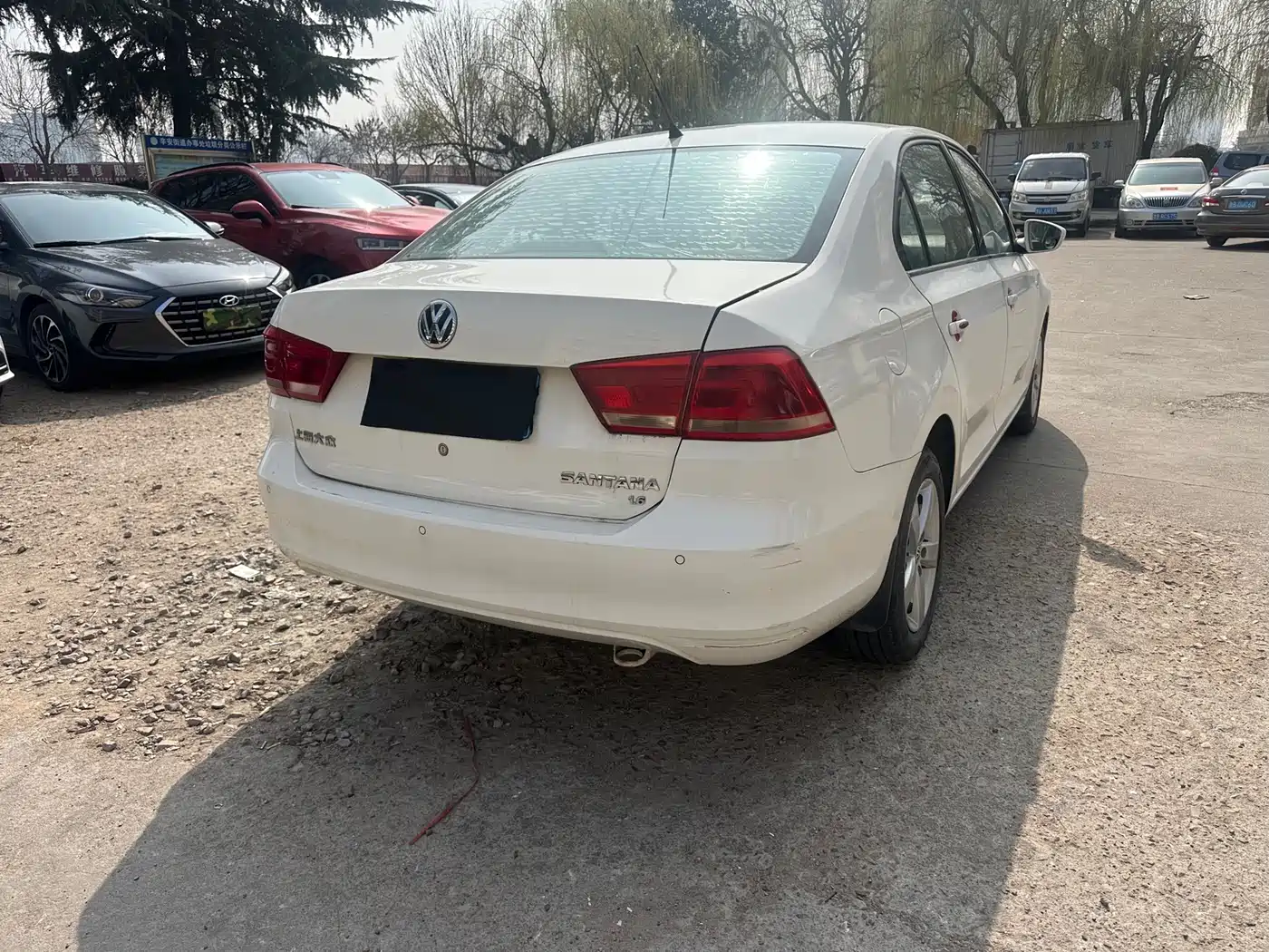 Volkswagen Santana 2015 1.6L Manual Comfort Edition фото 3