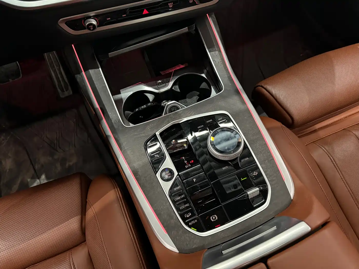 BMW X7 2023 xDrive40i Exclusive M Sport Package фото 16
