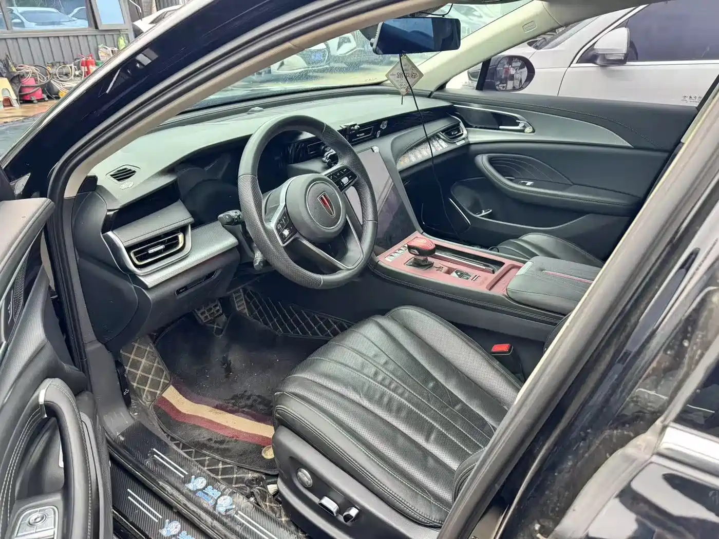 Hongqi H5 2023 2.0T Auto Smart Connect Flag Comfort фото 5
