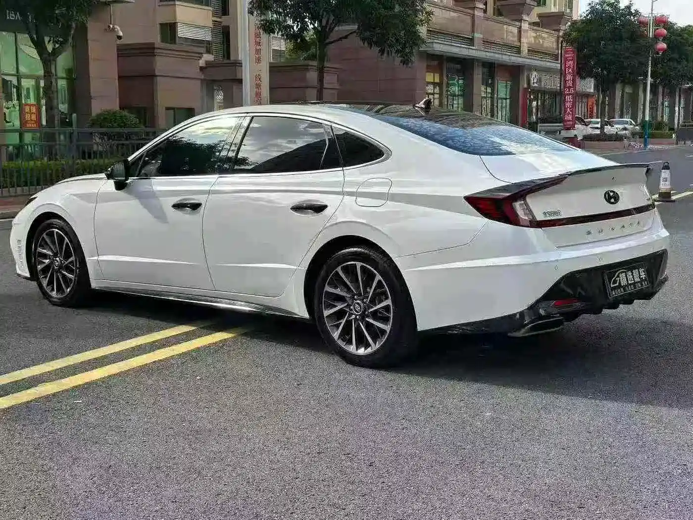 HYUNDAI SONATA
