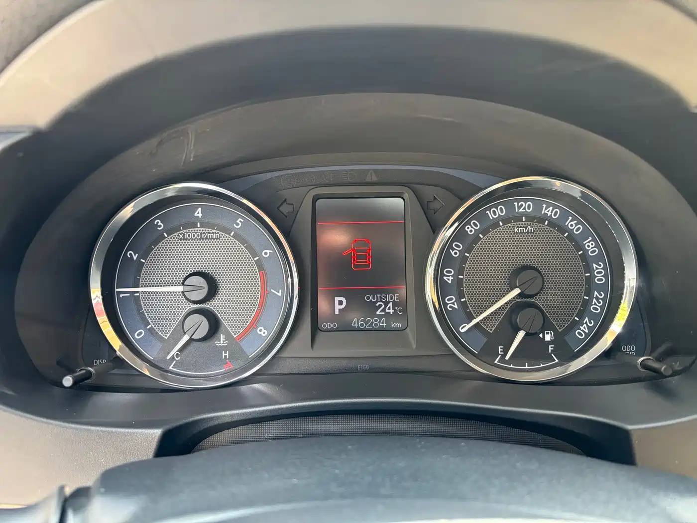 Toyota Corolla 2014 1.6L CVT GL-i фото 8