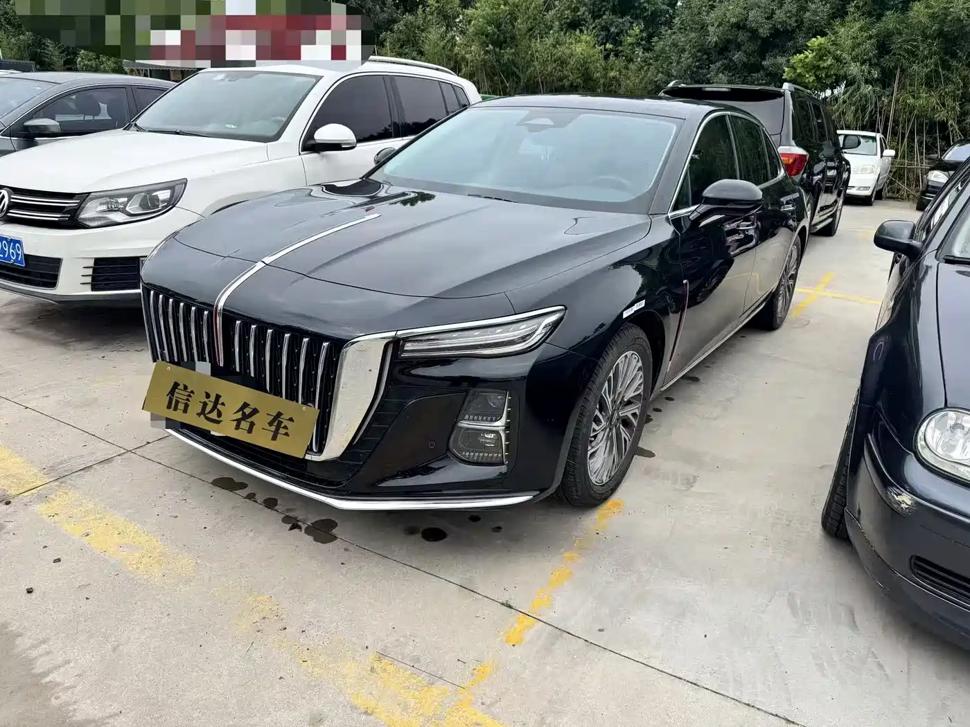 Hongqi H5 2023 2.0T Auto Smart Connect Flag Comfort