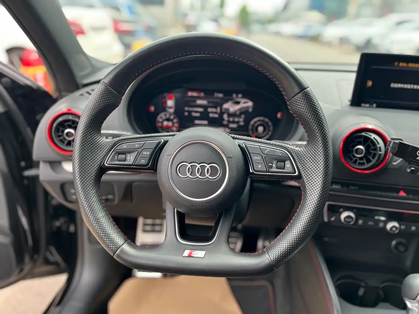 Audi S3 2019 Audi S3 2.0T Limousine фото 18