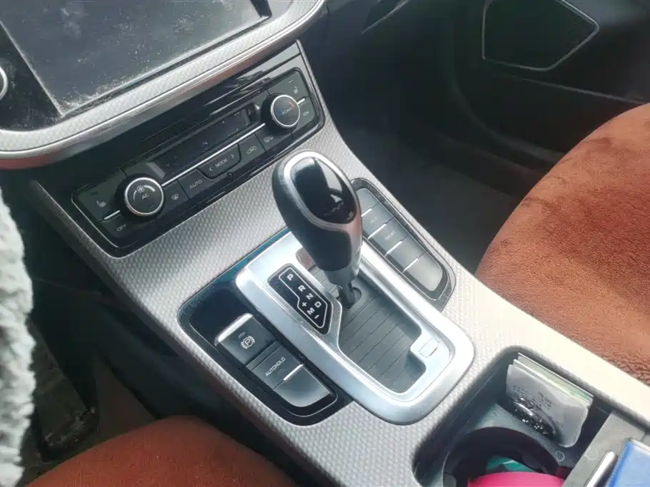 GEELY AUTOMOBILE EMGRAND GS